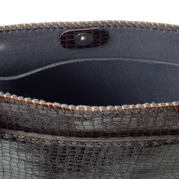 🌟Host Pick 🌟 Leather Crochet Store Genuine Leather Tote Bag - Picture 5 of 7